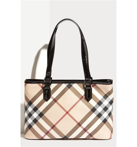 borsa shopper burberry nova check lampone